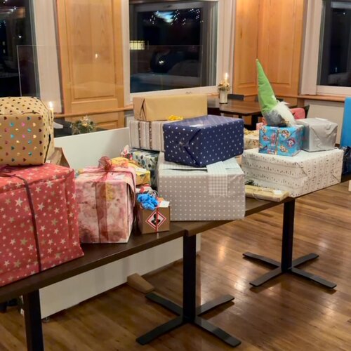 Weihnachtsessen ✨🎄Lachen, gutes Essen, Schrottwichtelnund viele wohlwollende Worte für ein Team,das jeden Tag...