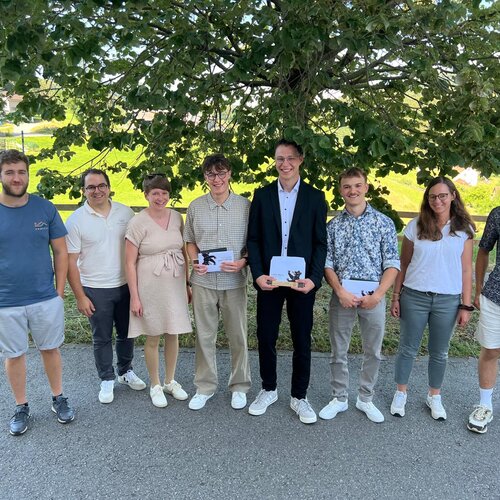Gestern durften wir einen besonderen Moment feiern:Lukas 4.9, Benjamin 5.1 und Laurin 5.3 – drei starke Abschlüsse als...